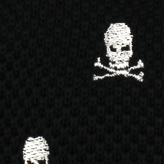Corbata Punto Calaveras Negra