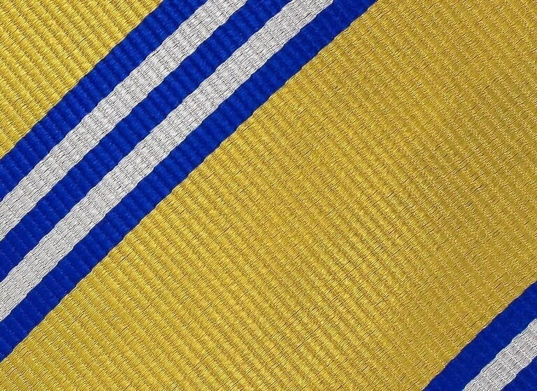 Corbata Rayas Dorada