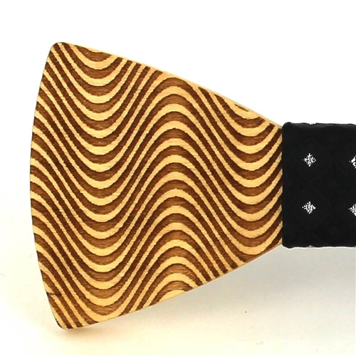 Pajarita Madera Ondas