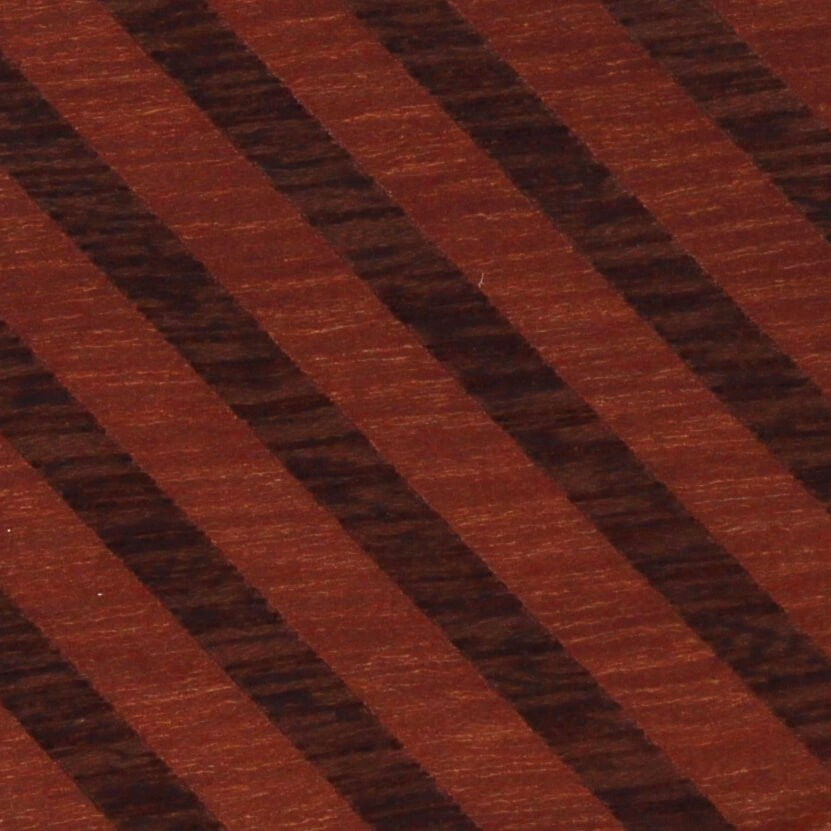 Pajarita Madera Rayas Gruesas